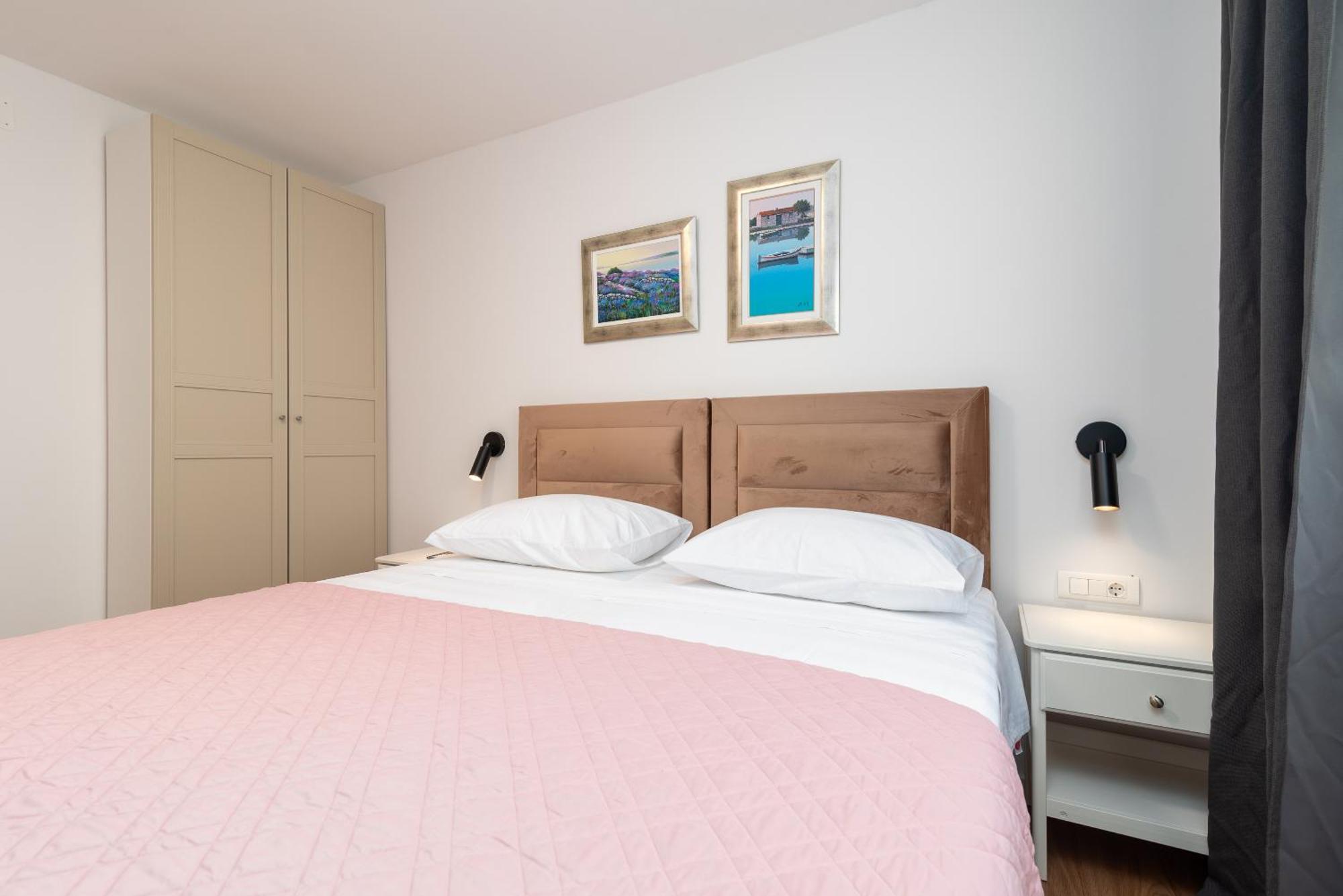 Maca Apartments & Suites Trogir Extérieur photo