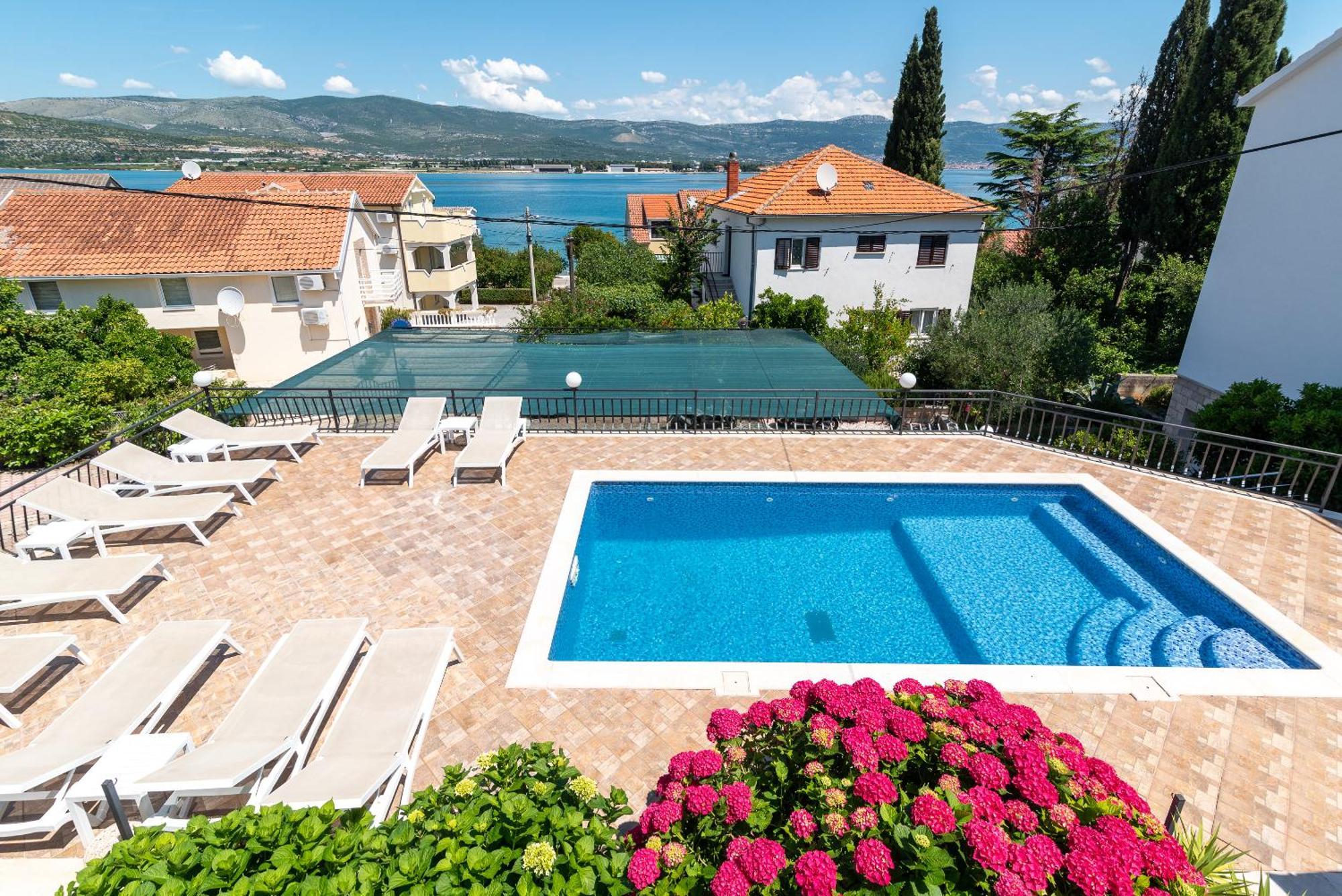 Maca Apartments & Suites Trogir Extérieur photo