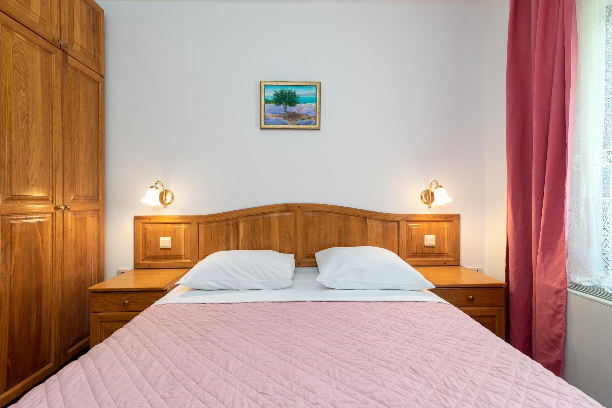 Maca Apartments & Suites Trogir Extérieur photo