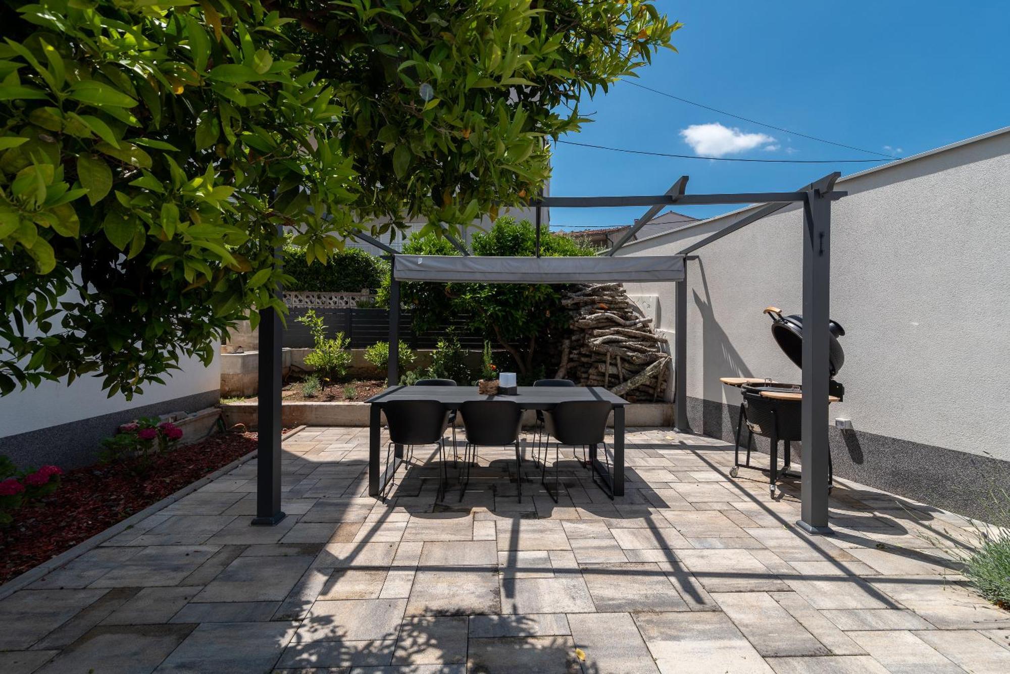 Maca Apartments & Suites Trogir Extérieur photo
