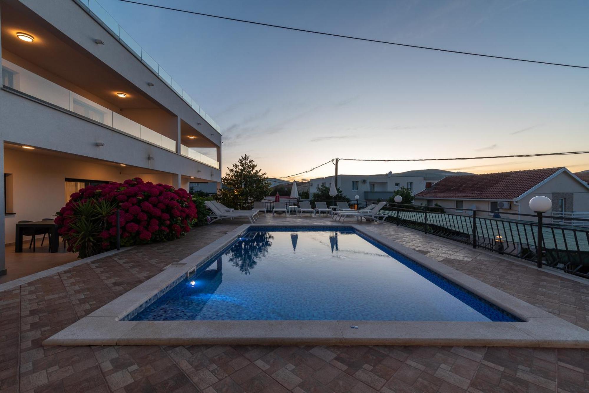 Maca Apartments & Suites Trogir Extérieur photo